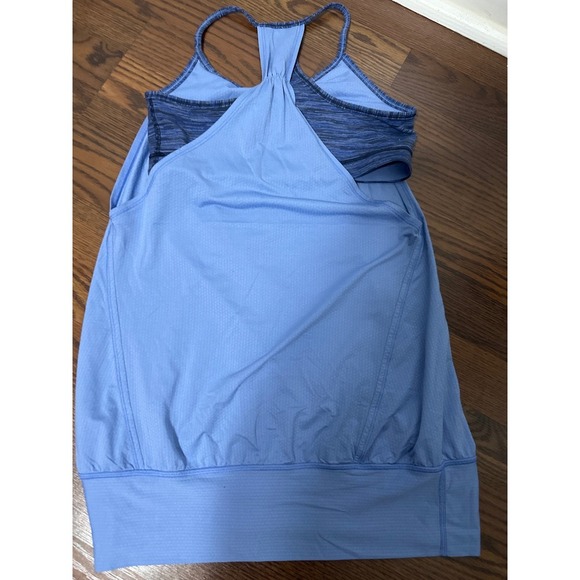 Lululemon Blue Racerback Workout Tank Top Built in Bra Size 6 - Picture 3 of 5